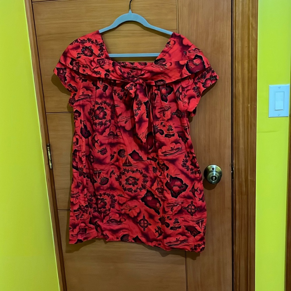 Vintage hawaiian red dress